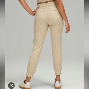 Lululemon ready to rulu jogger in color trench.